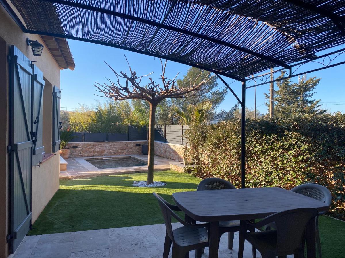 Villa ,Maison indépendante, avec piscine privative Puget-sur-Argens Esterno foto
