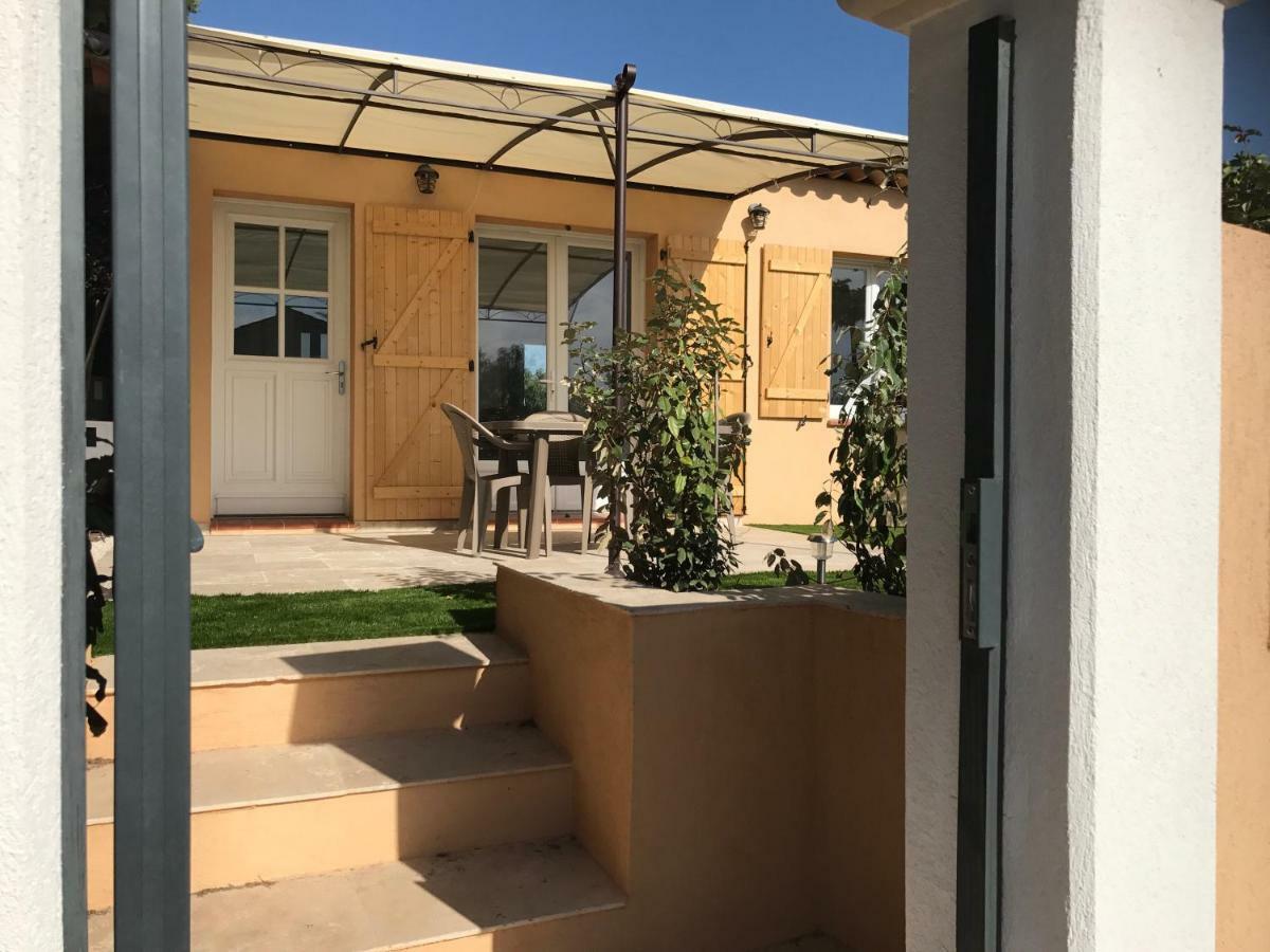 Villa ,Maison indépendante, avec piscine privative Puget-sur-Argens Esterno foto